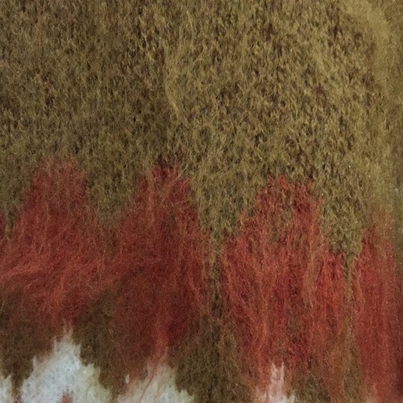 Abound sweater (sz m) - Picture 5 of 7